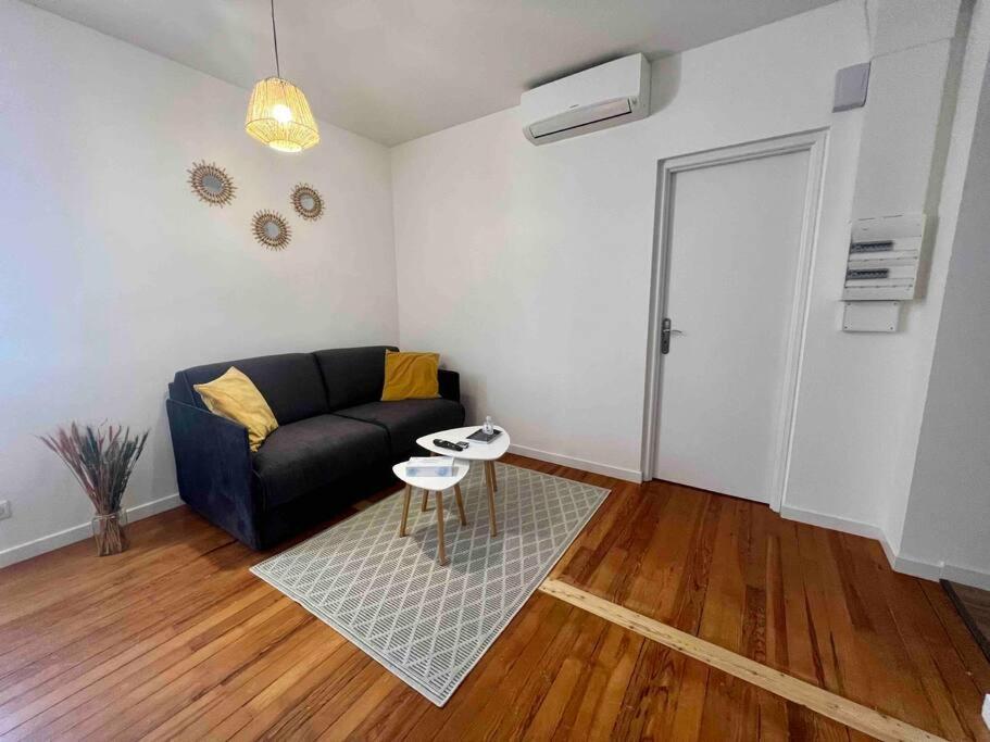 Appartement Climatise 4 Personnes / Centre-Ville Besançon Eksteriør billede